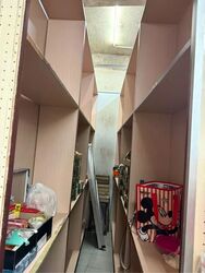 Holland Road Shopping Centre (D10), Retail #572081801